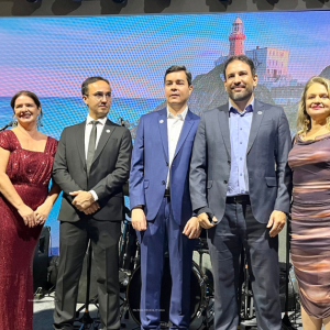 Gestores governamentais celebram 23 anos de carreira em noite de festa e confraternizao