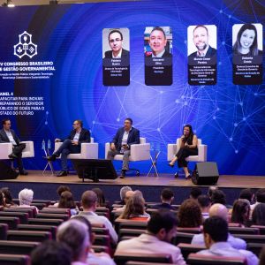 Painel do IV Congresso Brasileiro de Gesto Governamental destaca importncia da formao para preparar servidores para o futuro